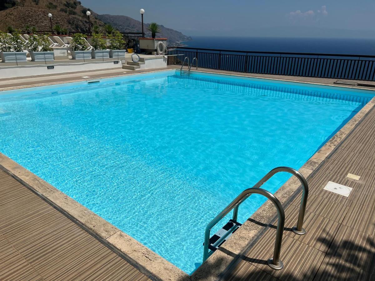 Chez Marie Διαμέρισμα Ταορμίνα Εξωτερικό φωτογραφία